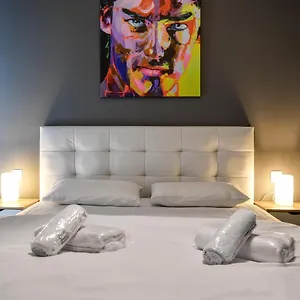  Apartment Center Greece